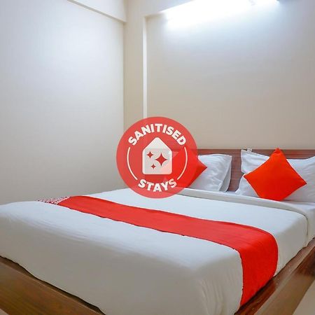 Oyo 81616 Omkar Executive Vagholi Dış mekan fotoğraf