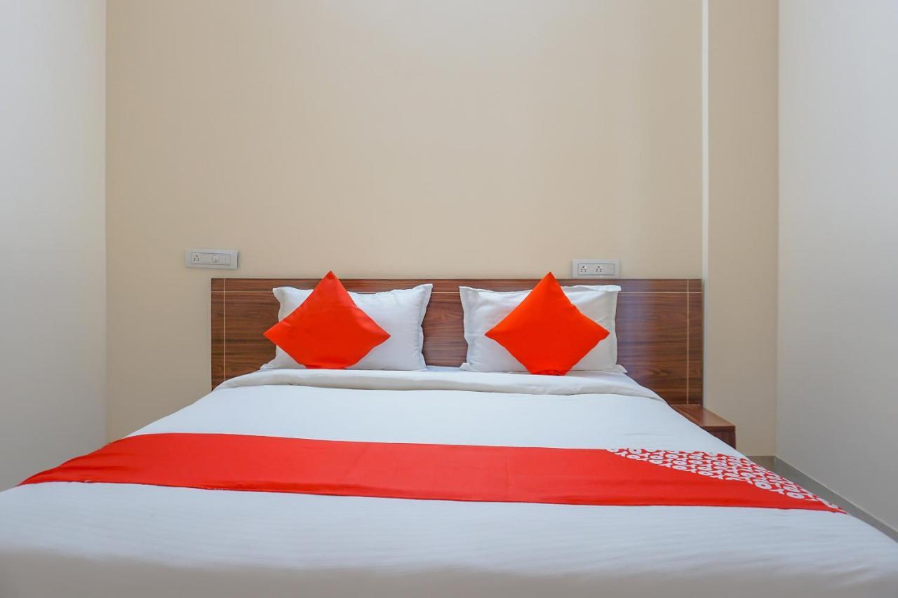 Oyo 81616 Omkar Executive Vagholi Dış mekan fotoğraf