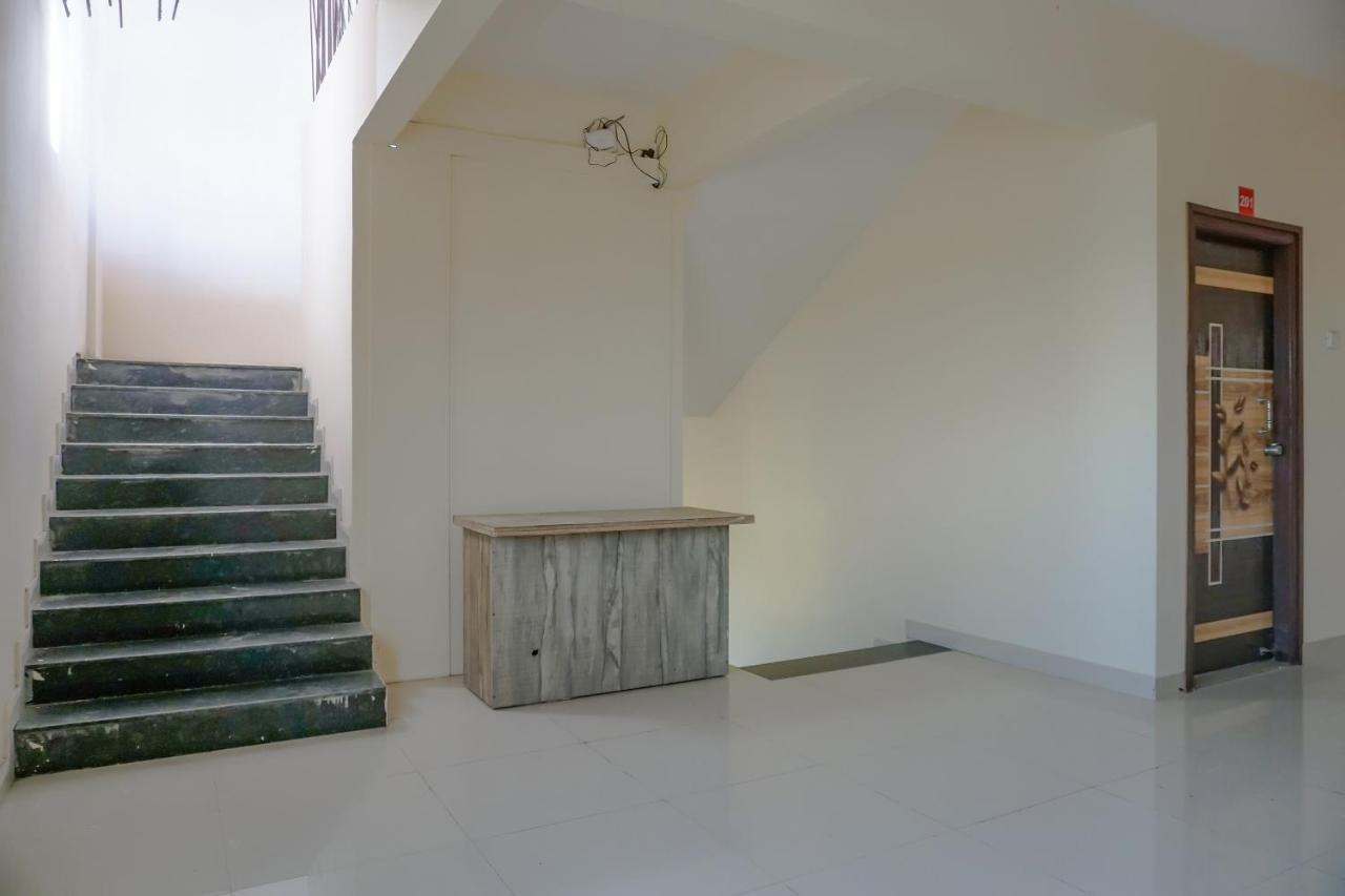 Oyo 81616 Omkar Executive Vagholi Dış mekan fotoğraf