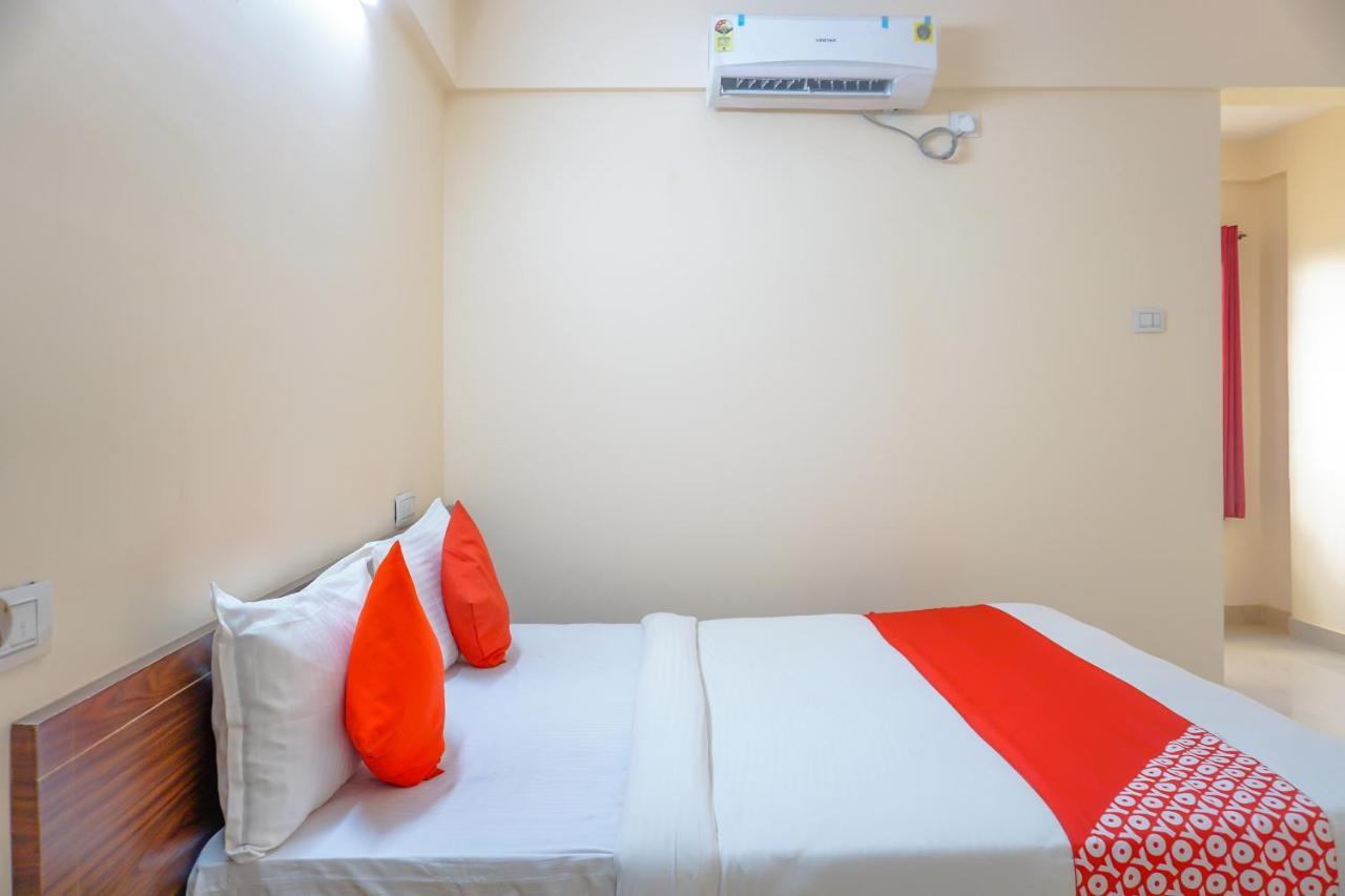 Oyo 81616 Omkar Executive Vagholi Dış mekan fotoğraf